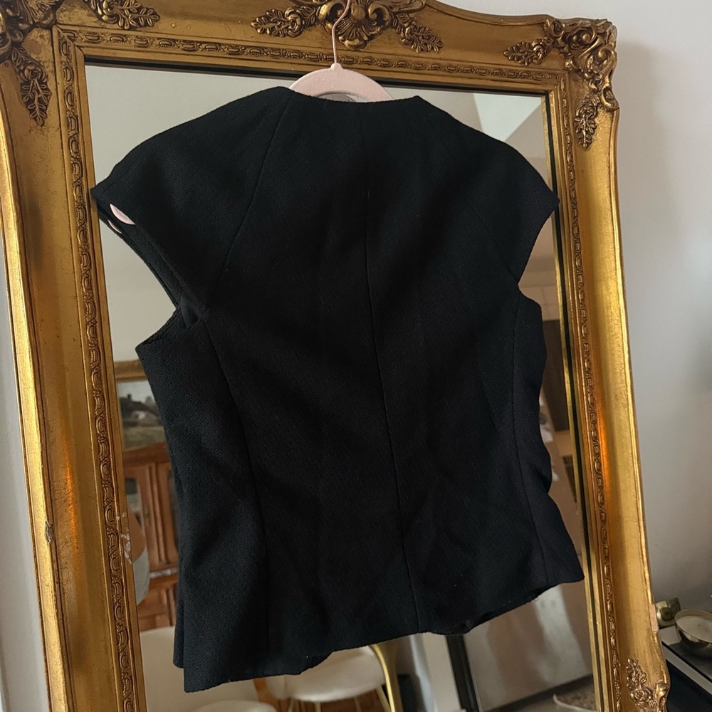 H&M Top - Picture 6 of 6